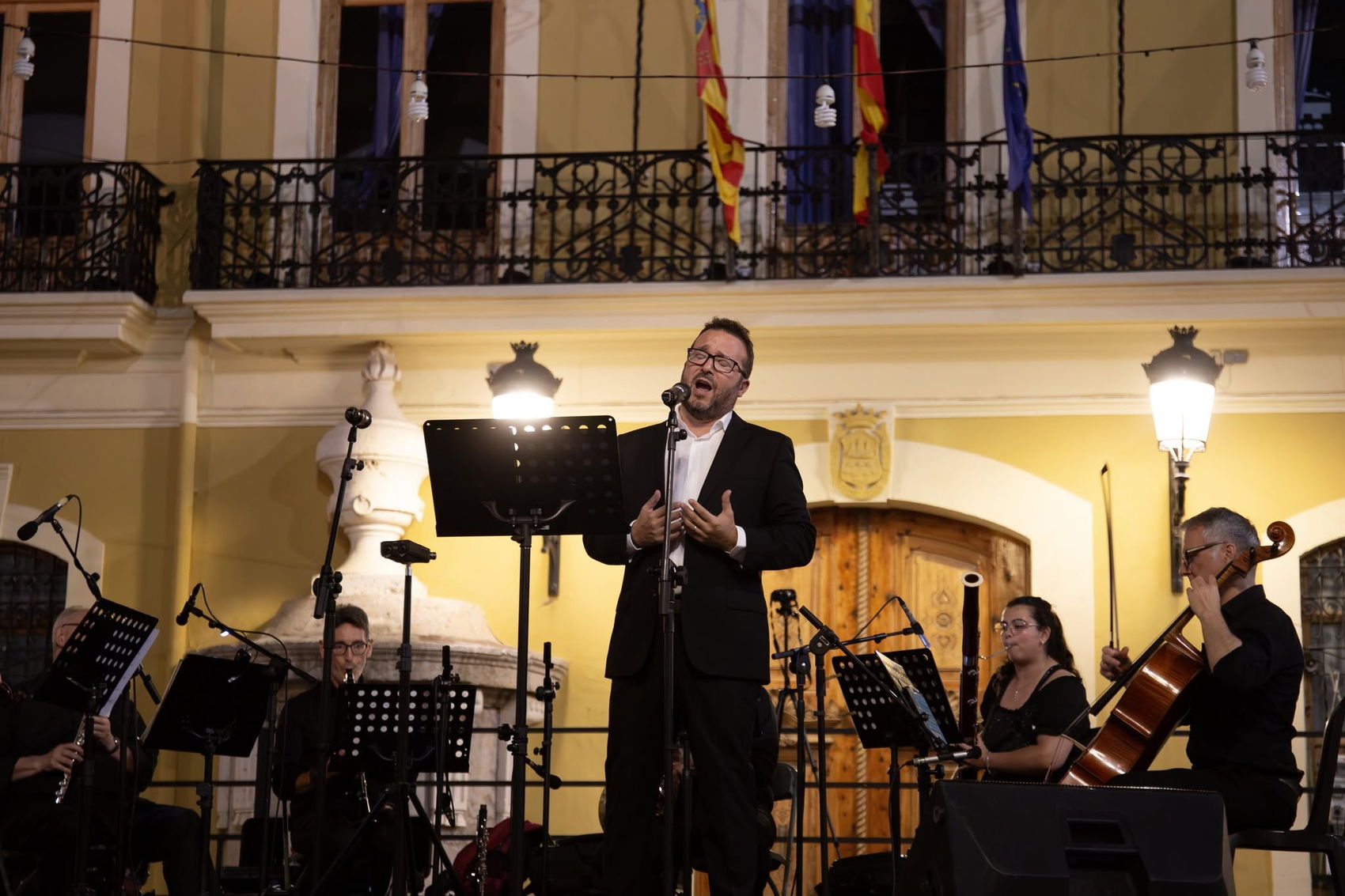 Concierto del Día de Europa en el Ayuntamiento de València — José Luis Trinidad, tenor lírico