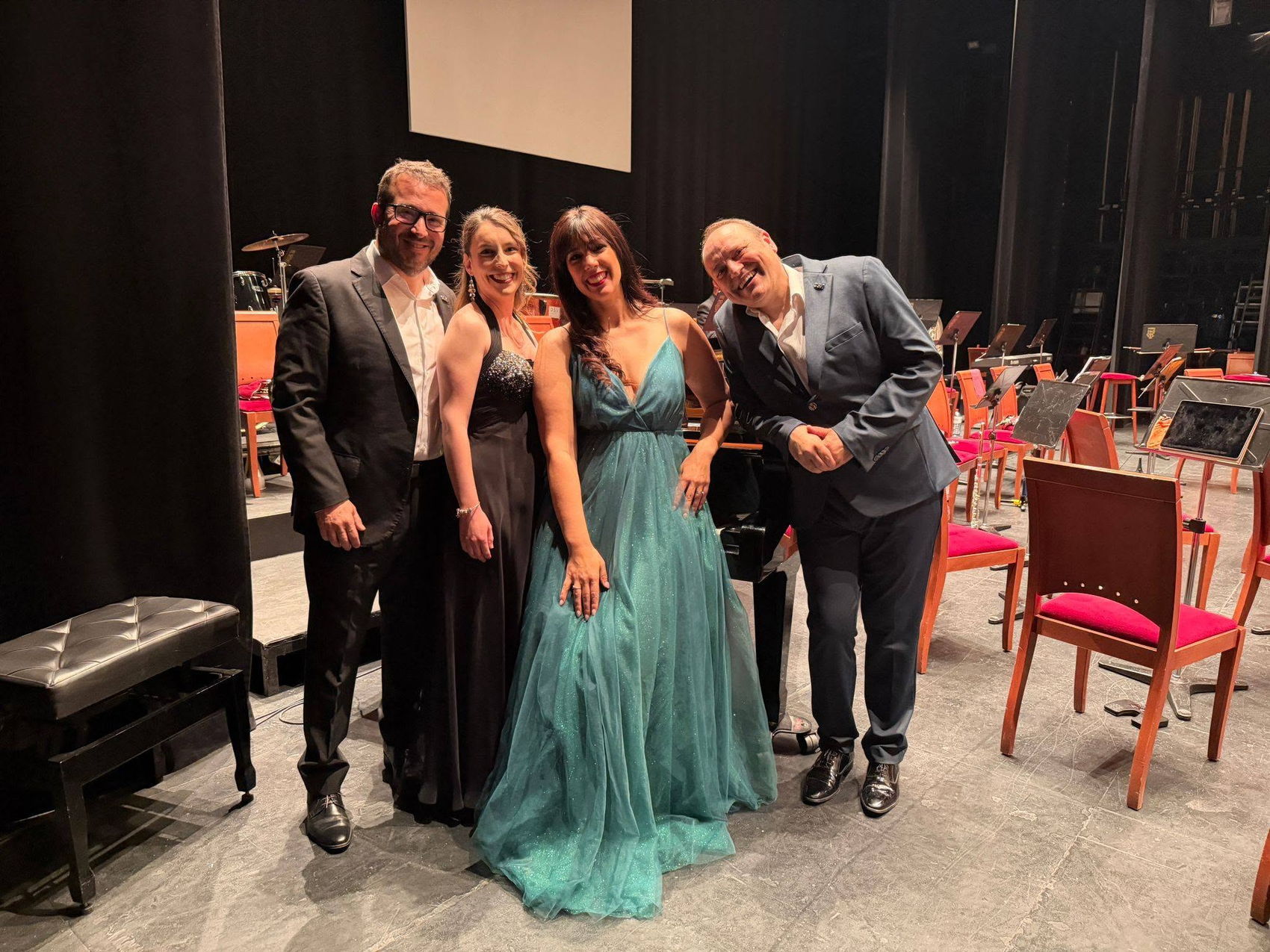 Con los solistas al término del concierto — José Luis Trinidad, tenor lírico